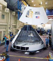 In der Space Vehicle Mockup Facility des JSC