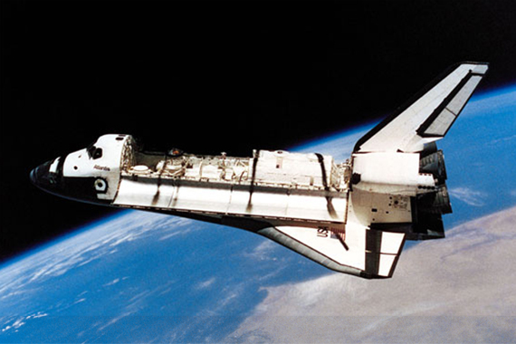 Das Weltraumlabor ohne Paletten in der Shuttle-Ladebucht