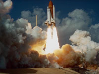 Bild eines startenden Space-Shuttles