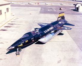 Bild der X-15A-2 mit Zusatztanks